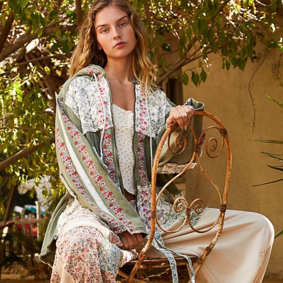 NEW! POL Hoodie Jacket Top with Floral Patchwork in Olive NWT - Picture 2 of 2